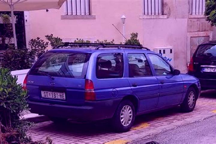 escort Split