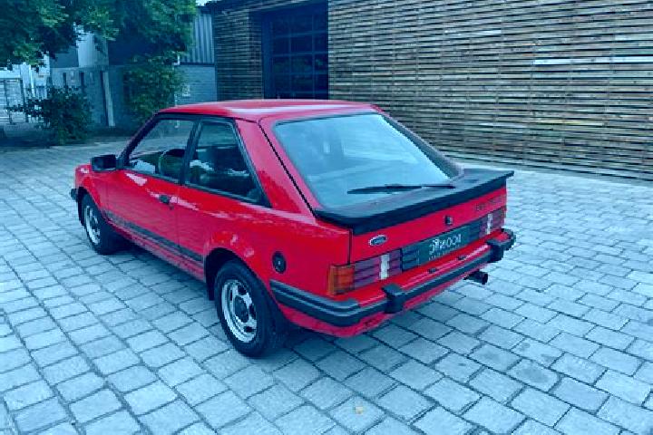 escort Thyrio