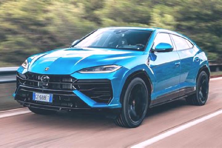 escort Urus
