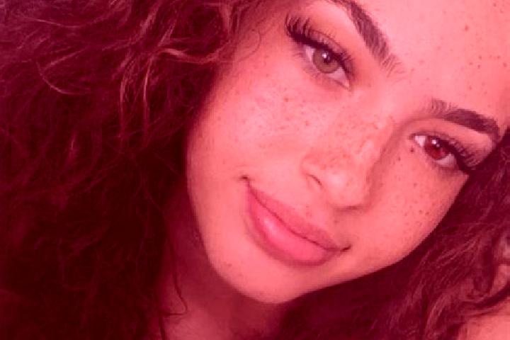 Eva, 30, a red brown-eyed indian companion based in Pocito. Offering 69, Duos, Overnight, Striptease. Available for incall and outcall, overnight bookings av...