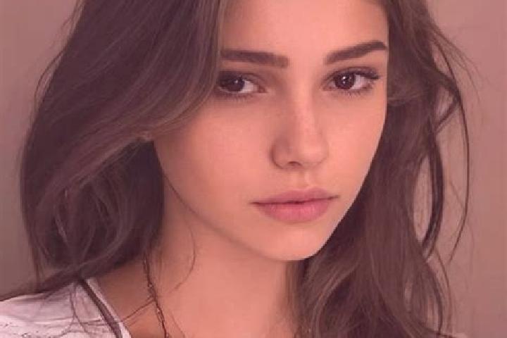 Grace, 26, a auburn hazel-eyed european companion based in Sedici Pini-La Macchiozza. Offering A-Level, Striptease, BDSM, OWO, 69. Available for incall and o...