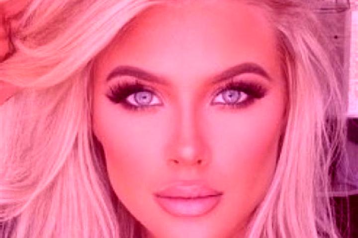 Grace, 26, a blonde grey-eyed latina companion based in Vaquerias. Offering Roleplay, GFE, Couples. Available for incall and outcall, overnight bookings avai...