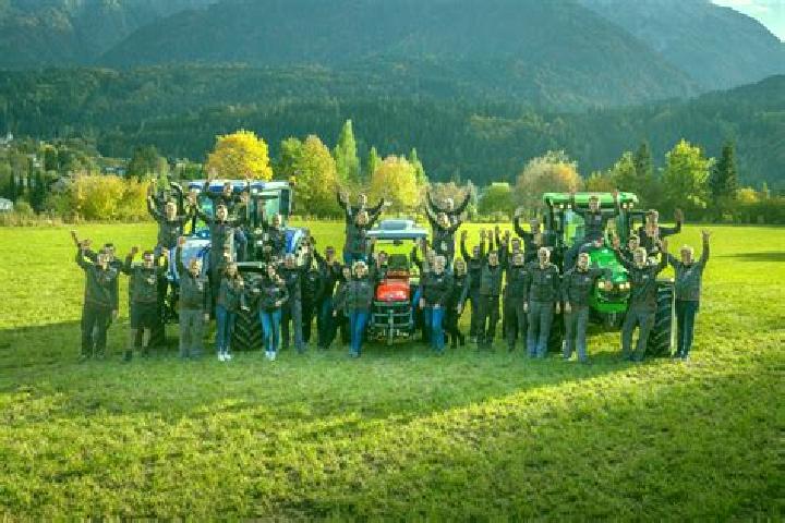 Grace, 36, a red brown-eyed mediterranean companion based in Surat Thani. Offering BDSM, Girlfriend Experience, GFE, Duos. Available for incall and outcall, ...