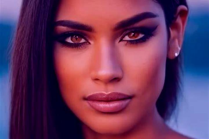 Hannah, 31, a red hazel-eyed caribbean companion based in Vittinge. Offering Duos, Party Girl, GFE, Overnight. Available for incall and outcall, overnight bo...
