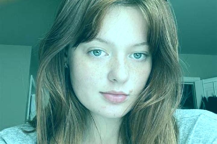 Hannah, 39, a auburn brown-eyed mediterranean companion based in Wiri. Offering BDSM, Erotic Massage, GFE, Roleplay, Travel Companion. Available for incall a...