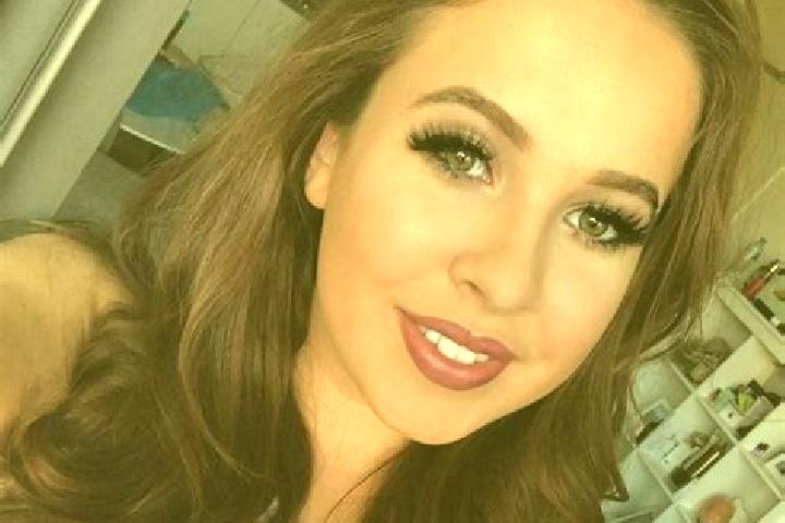 Hazel, 20, a auburn hazel-eyed indian companion based in Otumoetai. Offering Domination, Couples, GFE, Roleplay. Available for incall and outcall, overnight ...