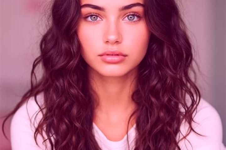 Hazel, 20, a blonde amber-eyed latina companion based in Parassala. Offering Erotic Massage, Domination, Dinner Date. Available for incall and outcall, day a...