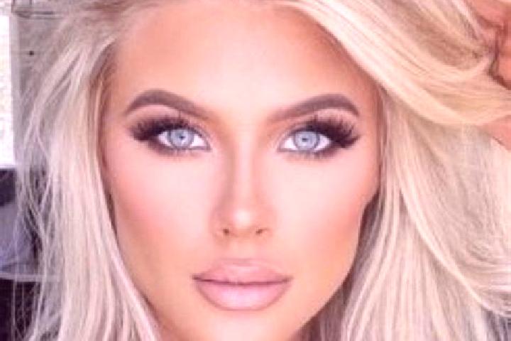 Iris, 21, a platinum blonde hazel-eyed mixed companion based in Kamo. Offering Striptease, Travel Companion. Available for incall and outcall, overnight book...