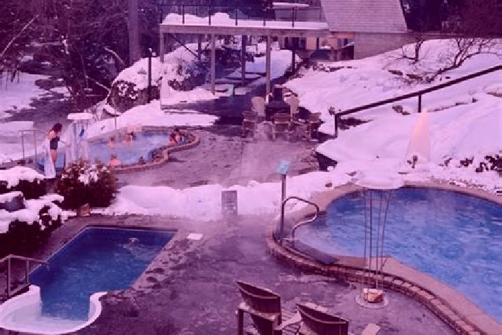 Iris, 22, a brunette hazel-eyed slavic companion based in Munsey Park. Offering Domination, A-Level, Massage. Available for incall and outcall, overnight boo...