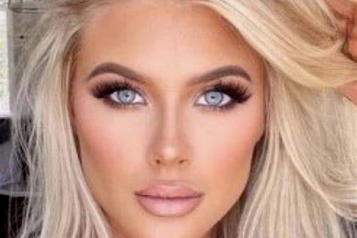 Iris, 31, a chestnut grey-eyed indian companion based in Egnach. Offering Prostate Massage, Party Girl. Available for incall and outcall, overnight bookings ...