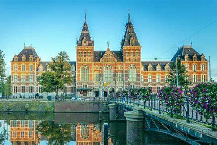 Isabella, 24 — Escort in Montelera, Italy