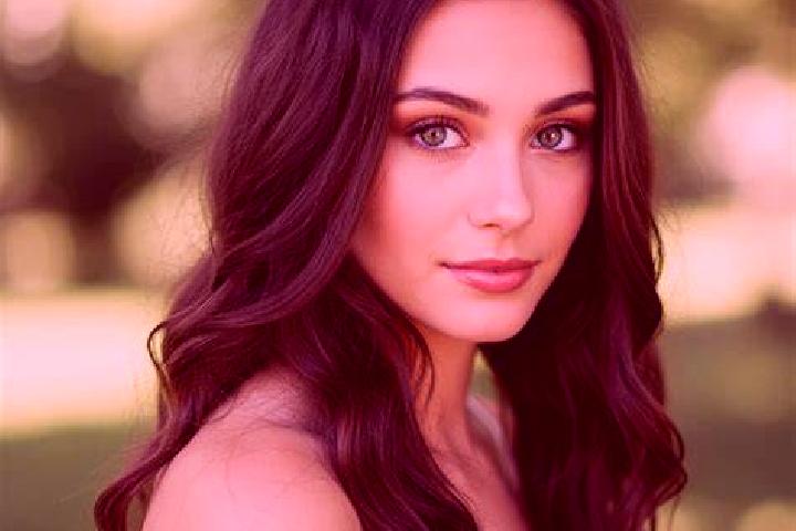 Isabella, 30, a platinum blonde amber-eyed mixed companion based in Wustenrot. Offering GFE, OWO, Girlfriend Experience, Roleplay. Available for incall and o...