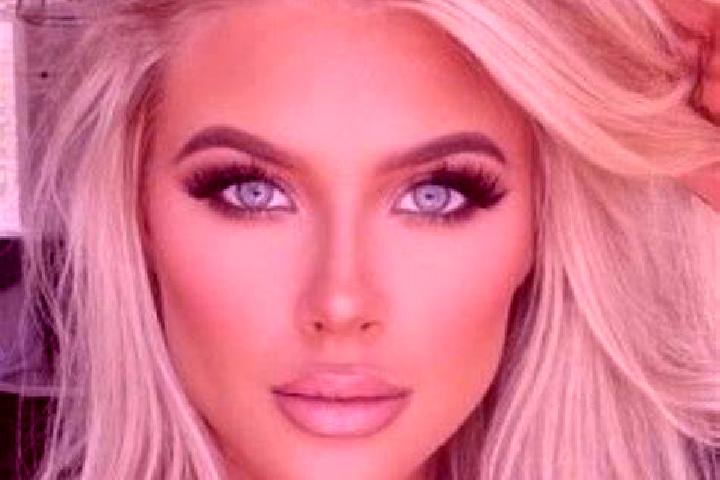 Isabella, 32, a blonde amber-eyed indian companion based in Sopot. Offering 69, Domination. Available for incall and outcall, overnight bookings available.