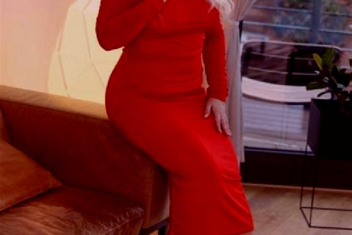 Ivy, 32, a auburn blue-eyed indian companion based in Bailleul. Offering 69. Available for incall and outcall, day and evening dates.
