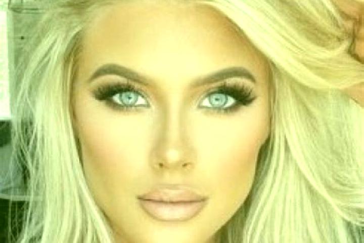 Jade, 22 — Escort in Intragna, Switzerland