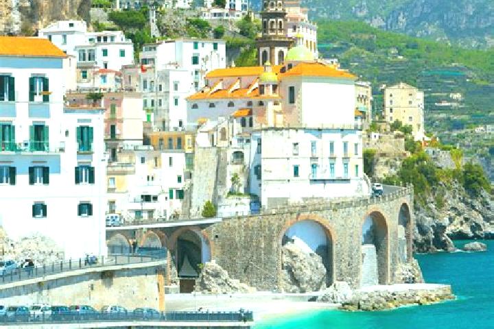 Jade, 22 — Escort in Jelka, Slovakia