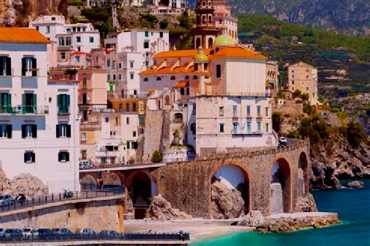 Jade, 32 — Escort in Vallinfreda, Italy