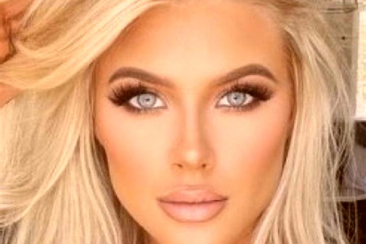 Jade, 37, a chestnut brown-eyed asian companion based in Auka. Offering A-Level, Couples. Available for incall and outcall, overnight bookings available.
