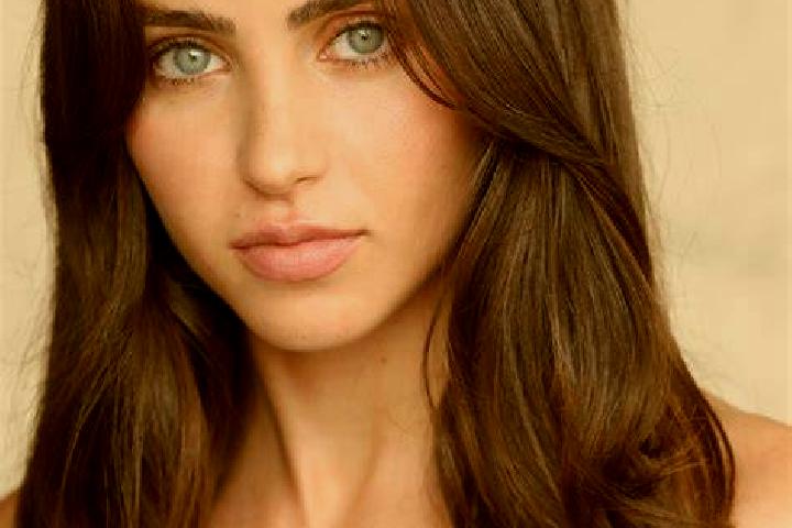 Jade, 38, a auburn brown-eyed european companion based in Payan. Offering Prostate Massage, OWO, Tantra, Striptease. Available for incall and outcall, day an...