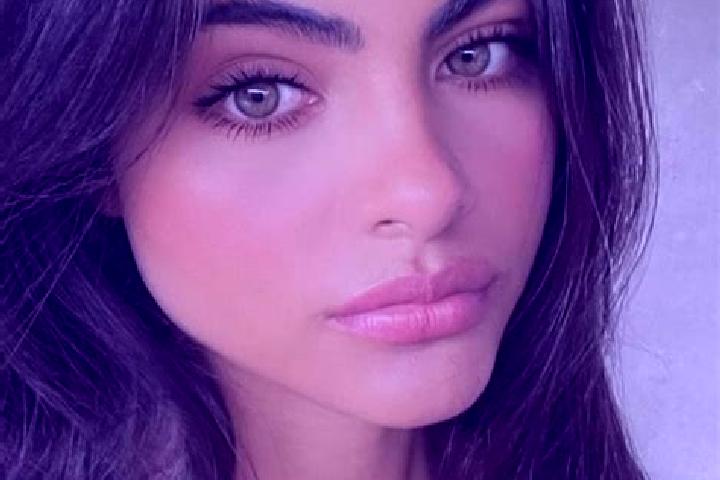 Jade, 38, a dark blonde brown-eyed indian companion based in Emseloh. Offering Massage, Roleplay, OWO, Girlfriend Experience, Dinner Date. Available for inca...