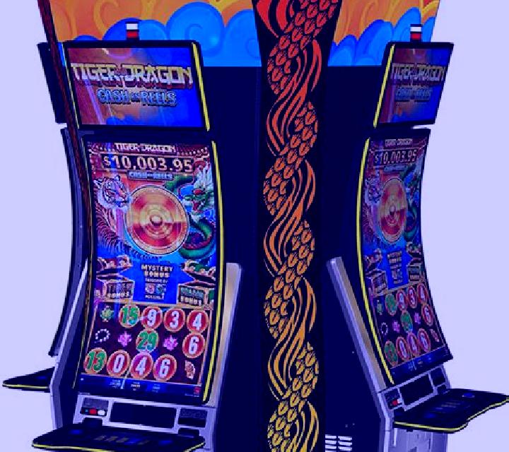 Kinsley, 23, a blonde amber-eyed caucasian companion based in Crozon. Offering CIM, Tantra, BDSM. Available for incall and outcall, day and evening dates.