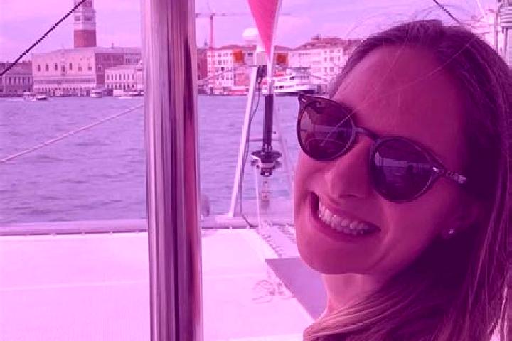 Kinsley, 24, a auburn hazel-eyed mixed companion based in Varbila. Offering Duos, Dinner Date, Erotic Massage. Available for incall and outcall, day and even...