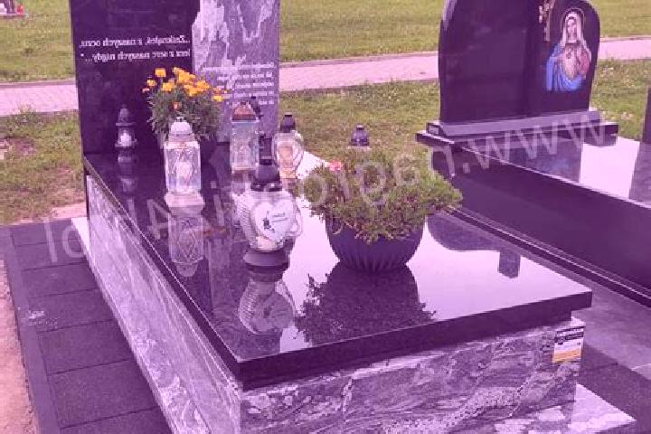 Kinsley, 34 — Escort in Le Plessis-Grammoire, France