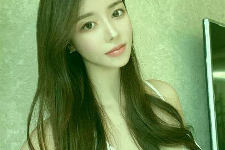 Layla, 32 — Escort in Huankou, China