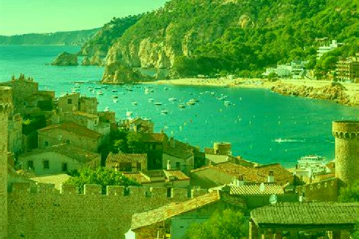 Layla, 35 — Escort in Qala i Naw, Afghanistan