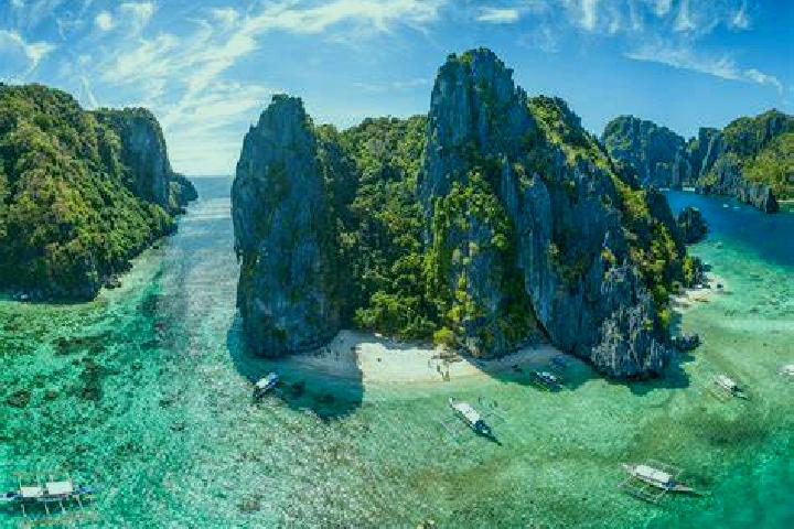 Lillian, 23, a brunette grey-eyed ebony companion based in Draa Ben Khedda. Offering A-Level, Striptease, Overnight. Available for incall and outcall, day an...