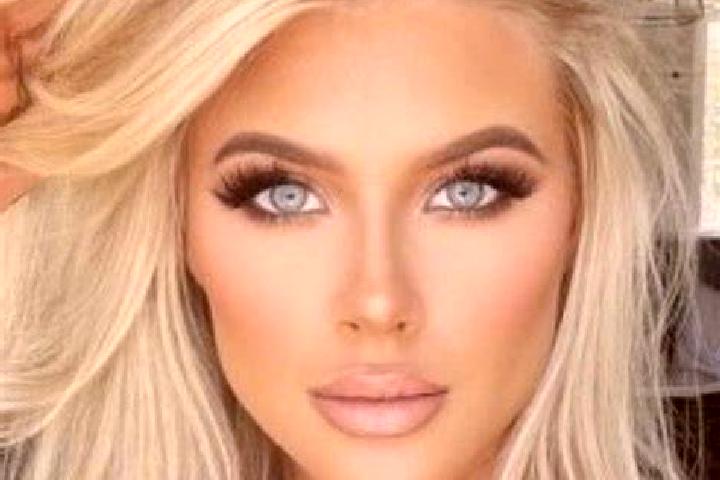 Lucy, 20, a chestnut hazel-eyed caucasian companion based in Tlilapan. Offering Duos, BDSM, Couples. Available for incall and outcall, day and evening dates.