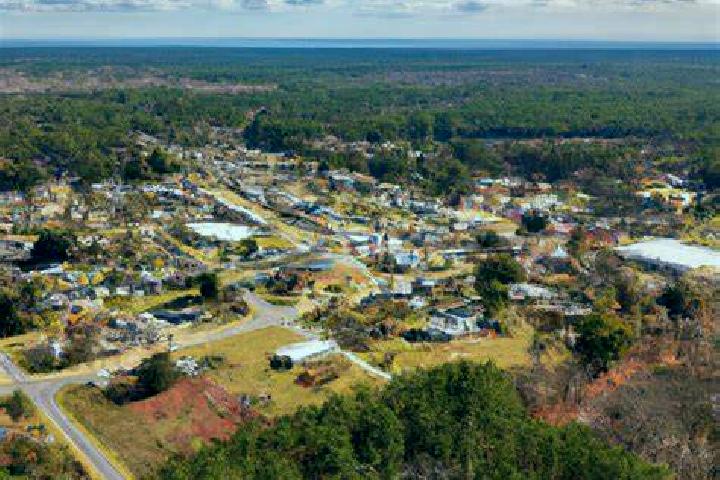 Lucy, 27, a dark blonde blue-eyed mixed companion based in Floridia. Offering GFE, Domination. Available for incall and outcall, day and evening dates.