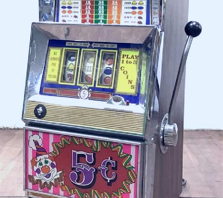 Lucy, 34 — Escort in Zapy, Czech Republic