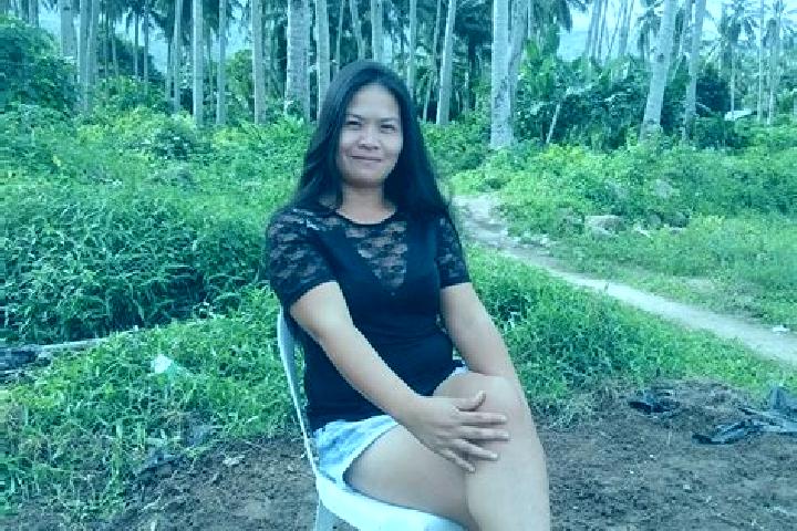 Lucy, 38 — Escort in Jazeneuil, France