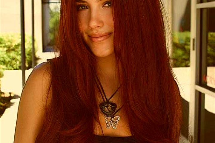 Luna, 30, a red brown-eyed asian companion based in Finchampstead. Offering Couples, OWO, BDSM. Available for incall and outcall, overnight bookings available.
