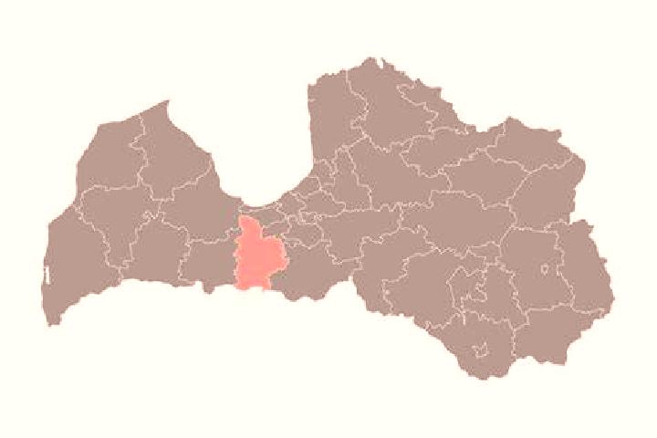 Luna, 38, a dark blonde amber-eyed middle eastern companion based in Muravera. Offering Striptease, Massage, Erotic Massage. Available for incall and outcall...