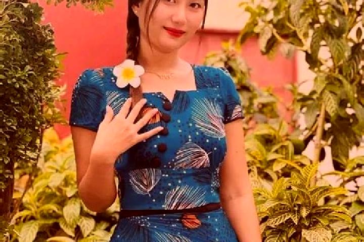 Maya, 36, a chestnut grey-eyed middle eastern companion based in Evry. Offering CIM, Roleplay, Duos, Girlfriend Experience. Available for incall and outcall,...