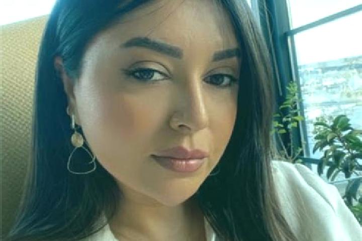 Mia, 23 — Escort in Vila Flor, Angola