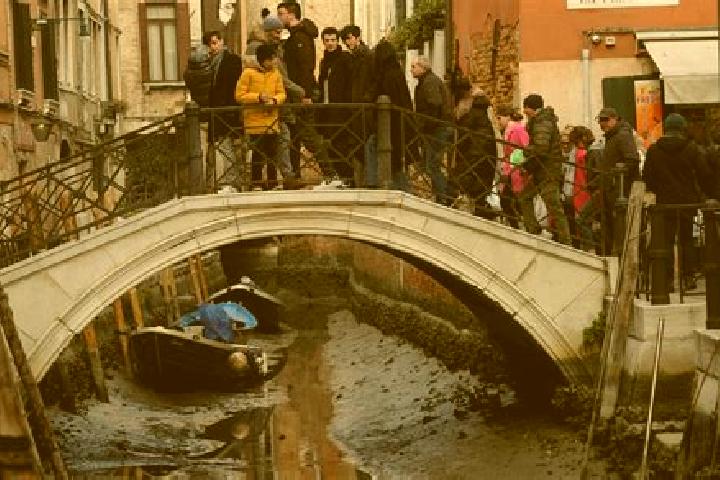 Mia, 24 — Escort in Tascott, Australia