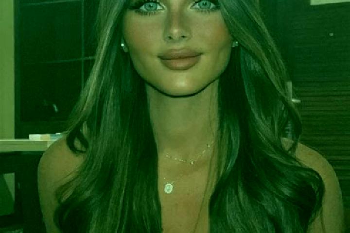 Mia, 25 — Escort in Pir Bazar, Iran