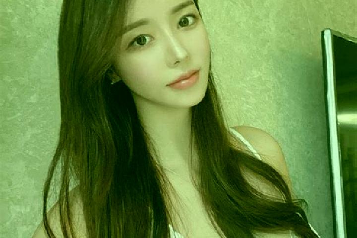 Mia, 35 — Escort in Tres Cantos, Spain