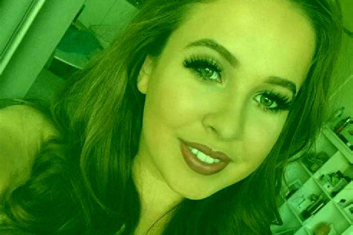 Mila, 22, a red dark-eyed mediterranean companion based in Martelli-Laganosa. Offering Domination, Tantra, Deep French Kissing. Available for incall and outc...