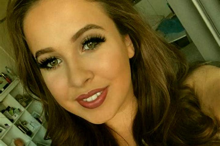 Mila, 27, a blonde dark-eyed mixed companion based in Roudnice nad Labem. Offering Erotic Massage, CIM. Available for incall and outcall, day and evening dates.