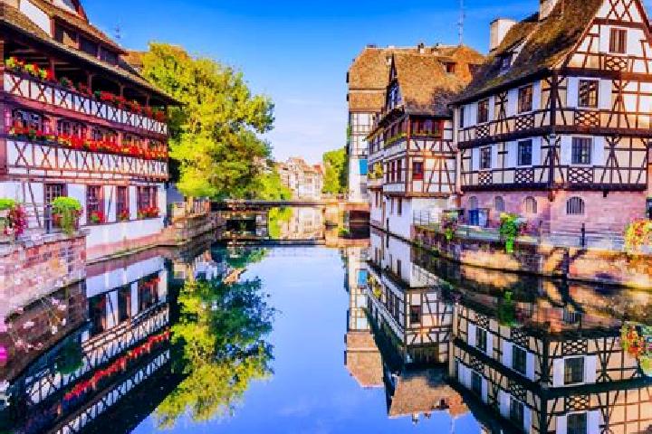 Mila, 37 — Escort in Chistoozernoye, Russia