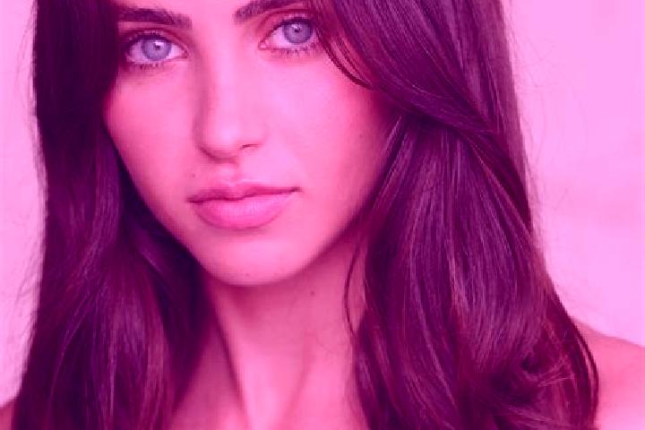 Naomi, 25, a dark blonde green-eyed mixed companion based in Mount Druitt. Offering Fetish, Overnight, OWO, Striptease. Available for incall and outcall, ove...