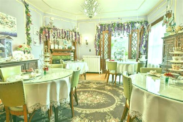 Natalie, 22, a brunette grey-eyed middle eastern companion based in Auburn. Offering Prostate Massage, Striptease, Duos, A-Level. Available for incall and ou...