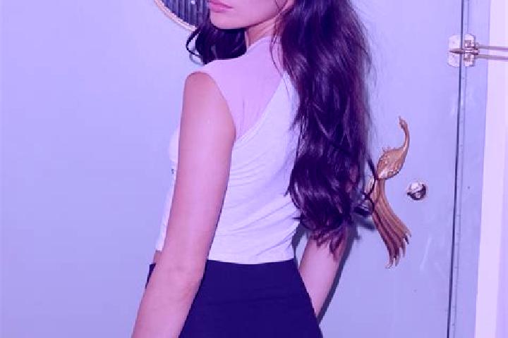 Natalie, 26 — Escort in Gueltas, France