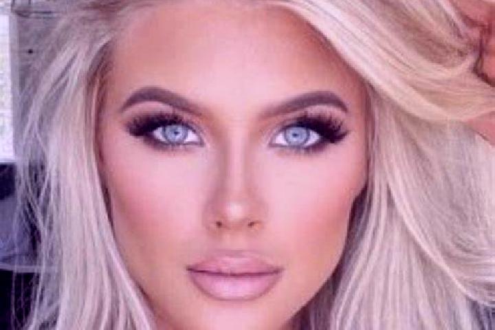 Natalie, 32, a dark blonde grey-eyed european companion based in Giraltovce. Offering Fetish, OWO, Striptease, CIM. Available for incall and outcall, day and...