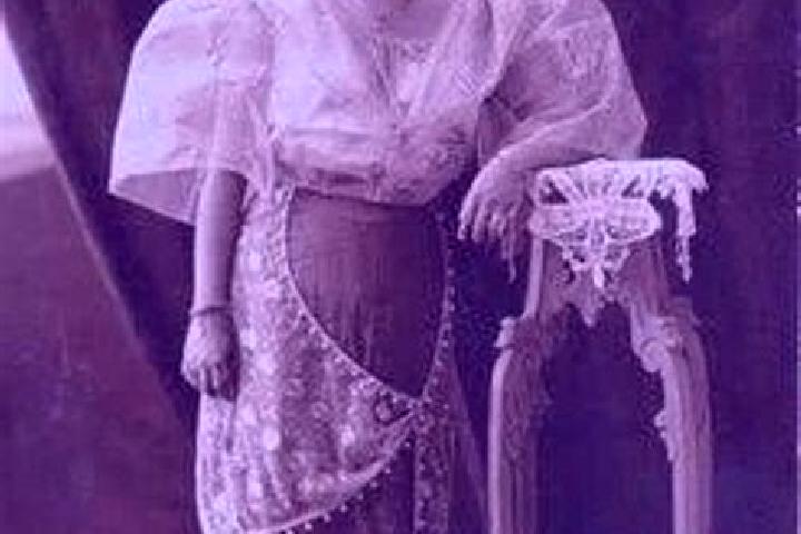 Nora, 39 — Escort in Qurqina, Syria
