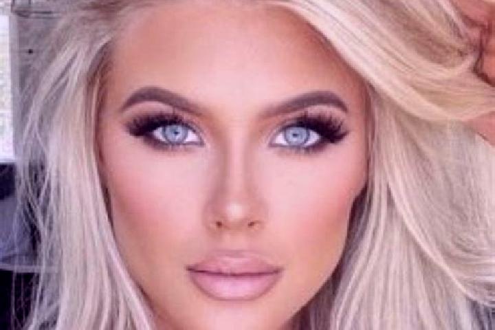 Nova, 37, a black green-eyed middle eastern companion based in Lundu. Offering Prostate Massage, Party Girl, Overnight, GFE. Available for incall and outcall...